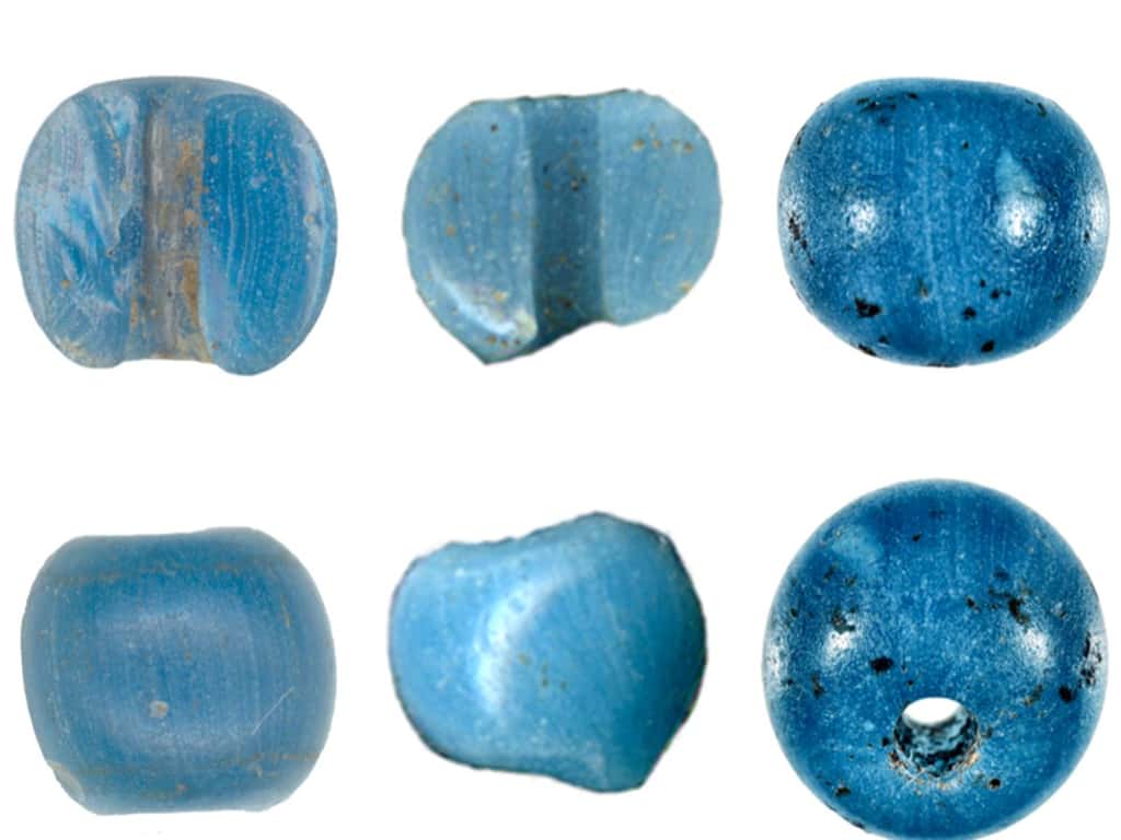 Quelques-unes des perles vénitiennes trouvées en Alaska. © American Antiquity 