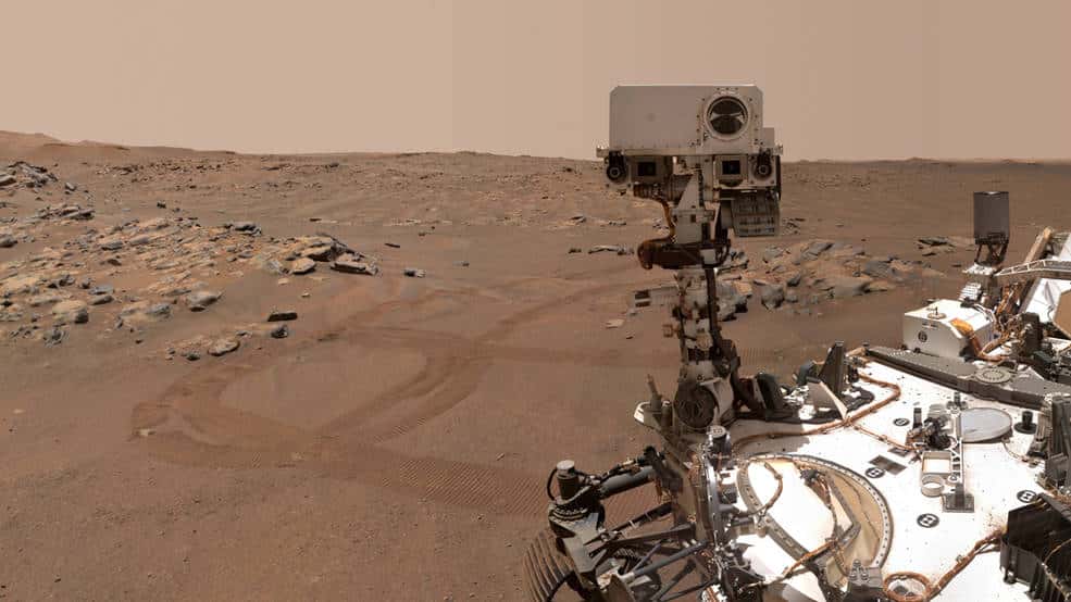 Le véhicule autonome Perserverance qui parcourt le sol de Mars est un bel exemple de mécatronique. Selfie capturé le 10 septembre 2021. © NASA