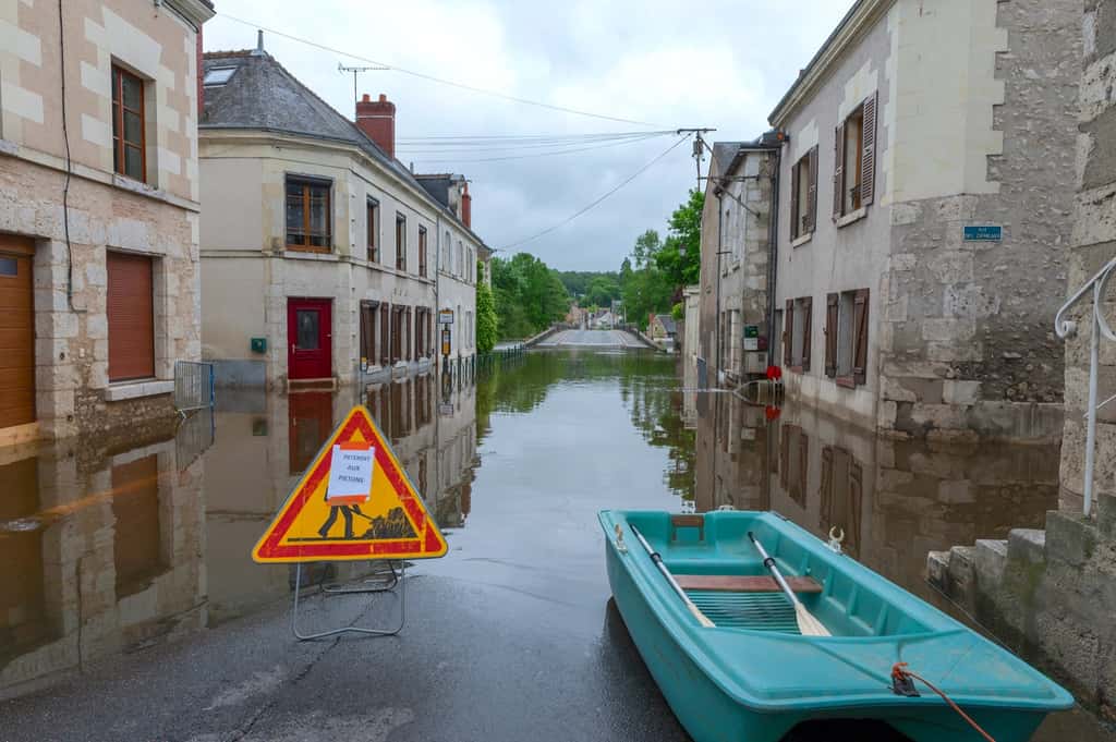 Les inondations devraient être moins fréquentes en 2025 en France. Images d'illustration d'inondations en France, été 2016. © yorgen67, Adobe Stock