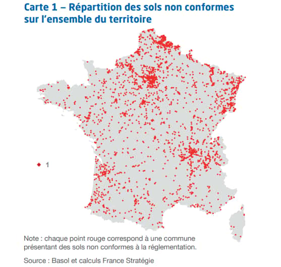 En rouge, les communes aux sols pollués. © France Stratégie