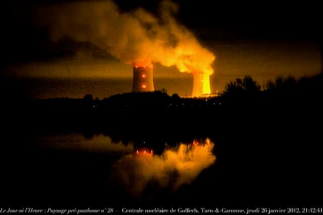L'énergie nucléaire produit des tonnes de déchets radioactifs, transférés ensuite dans les centres de stockage des déchets nucléaires. © Renaud Camus, Flickr, cc by 2.0