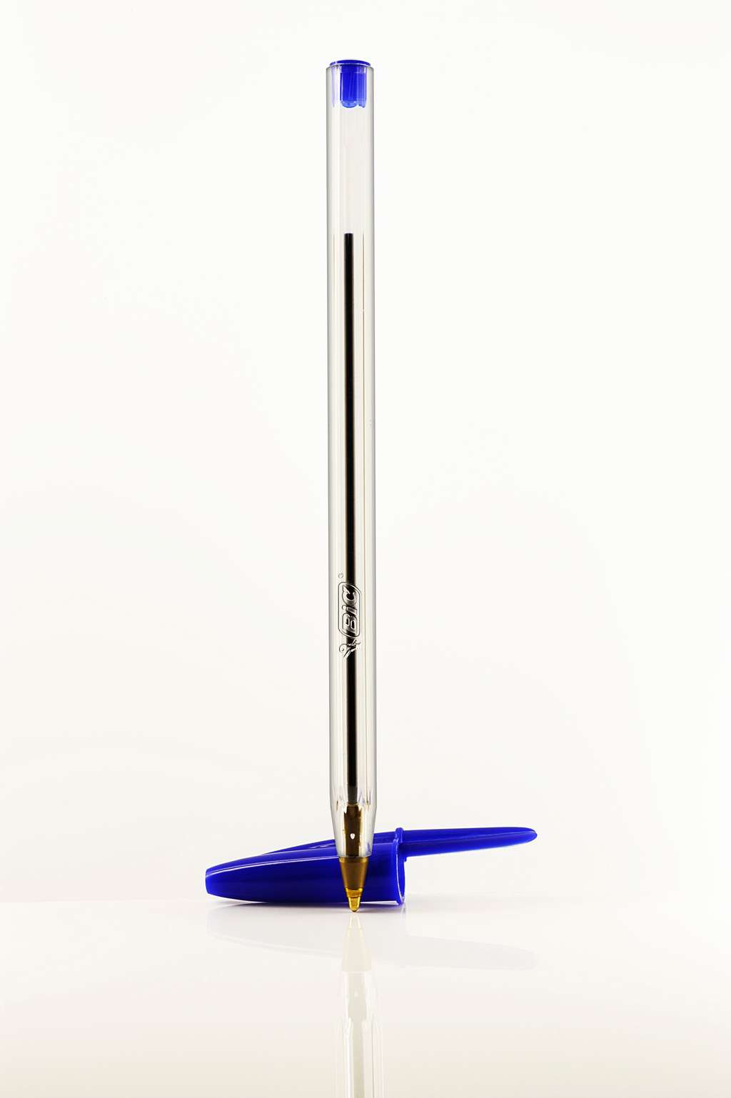 Le Bic Cristal, emblème de l’objet pas cher et design. © Bic