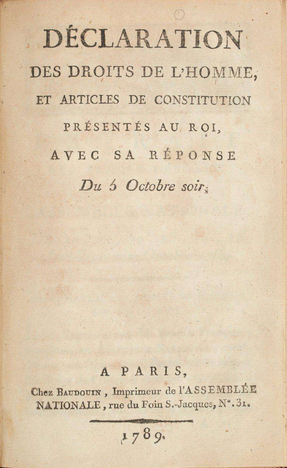 Première page de l’édition originale présentée au roi avec sa réponse du 5 octobre. © Baudouin imprimeur, Wikimedia Commons, Domaine Public