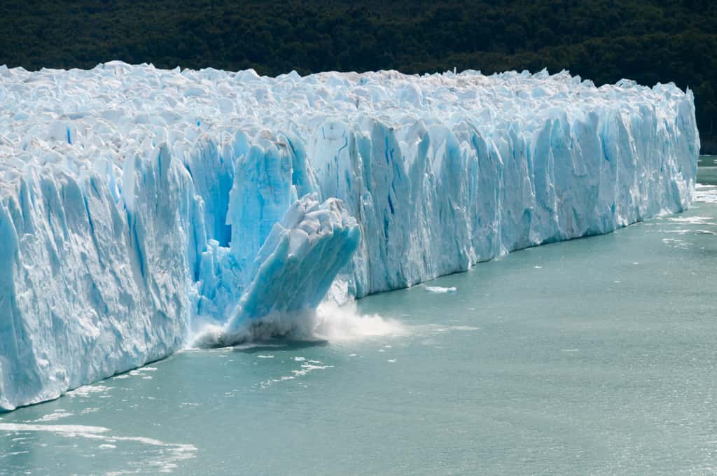 La fonte des glaciers est une conséquence du réchauffement climatique. © Goldilock Project, Adobe Stock