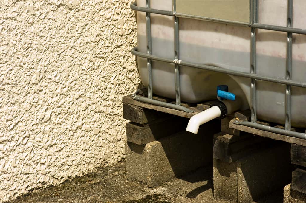 Récupérateur Eau De Pluie Balcon Sans Gouttière Comment installer un récupérateur d’eau de pluie sans gouttière