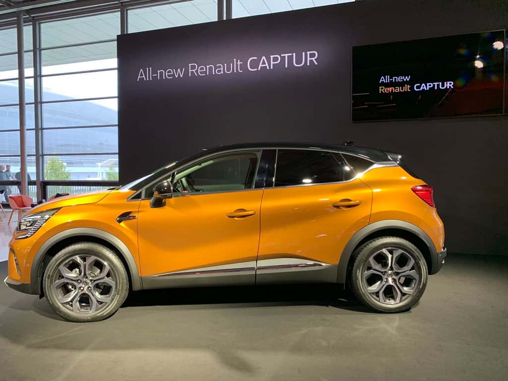 Renault n’a pas de stand officiel au salon de Francfort 2019. Mais le constructeur français y a présenté son Captur hybride E-Tech Plug-in qui sera commercialisé à partir de 2020. © Renault
