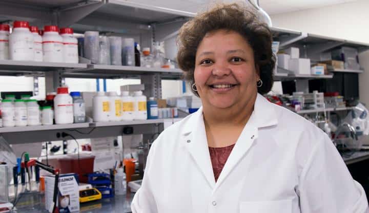 Rhonda Prisby est la principale auteure de cette recherche sur la calcification des artères. © <em>The University of Texas, </em>Arlington
