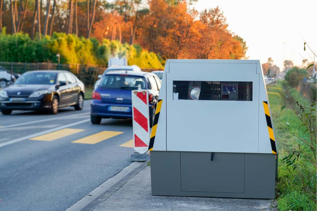  Connaitre les marges d'erreur des radars routiers en 2024 vous évitera des sanctions imméritées et tout en permettant d'adopter une conduite responsable. © OceanProd, iStock