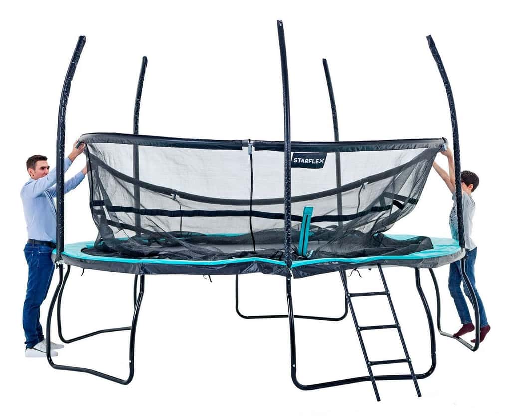  Les grands modèles de trampolines pour adultes peuvent supporter plus de 150 kg de charge. Taille, charge supportée, forme et spécificités techniques : retrouvez tous les critères de sécurité et de sélection utiles au choix d’un trampoline. © Topflex