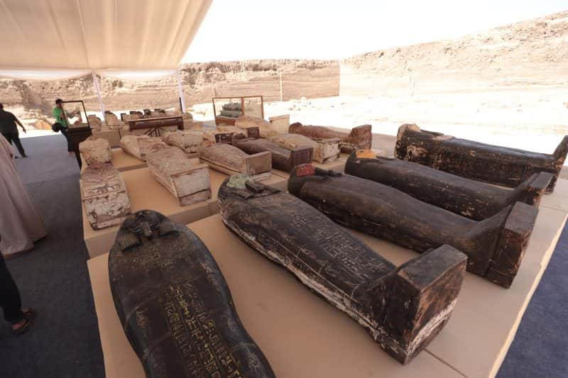 La présentation des sarcophages. © <em>Daily News Egypt</em> 