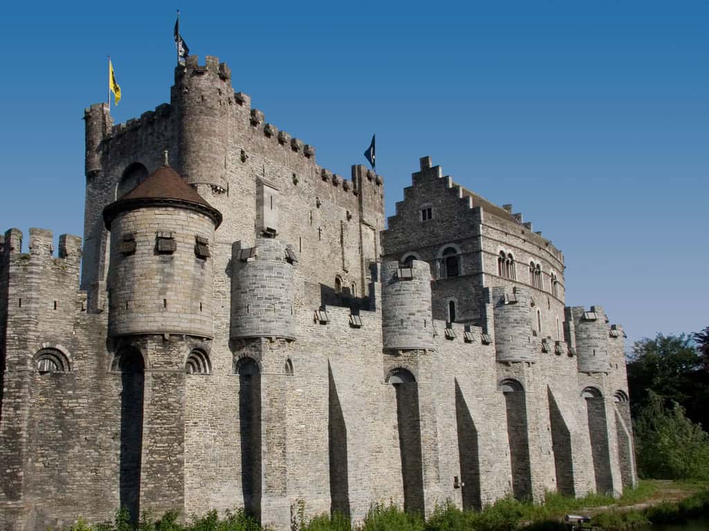 Château des comtes de Flandre situé dans la ville de Gand, en Belgique.