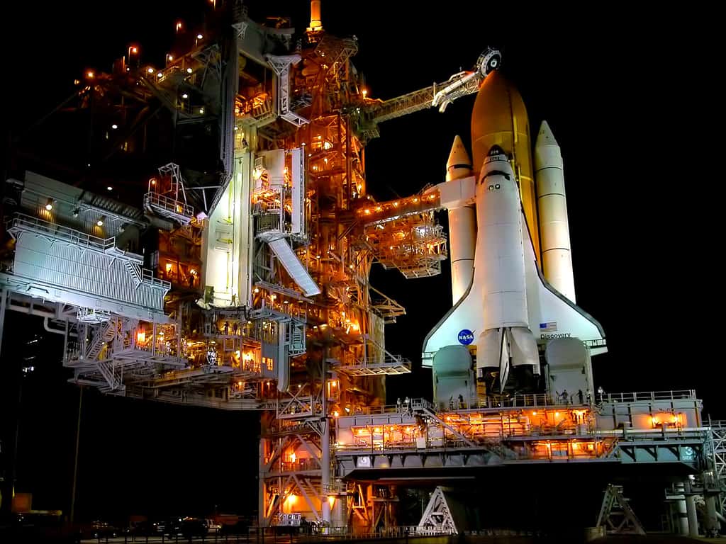 La navette spatiale Discovery, avant le lancement de la mission STS-114
