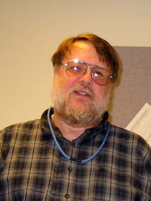 Ray Tomlinson en 2004. Un informaticien issu du Massachusetts Institute of Technology (MIT) et qui fait partie de ceux qui ont fait Internet. © DR