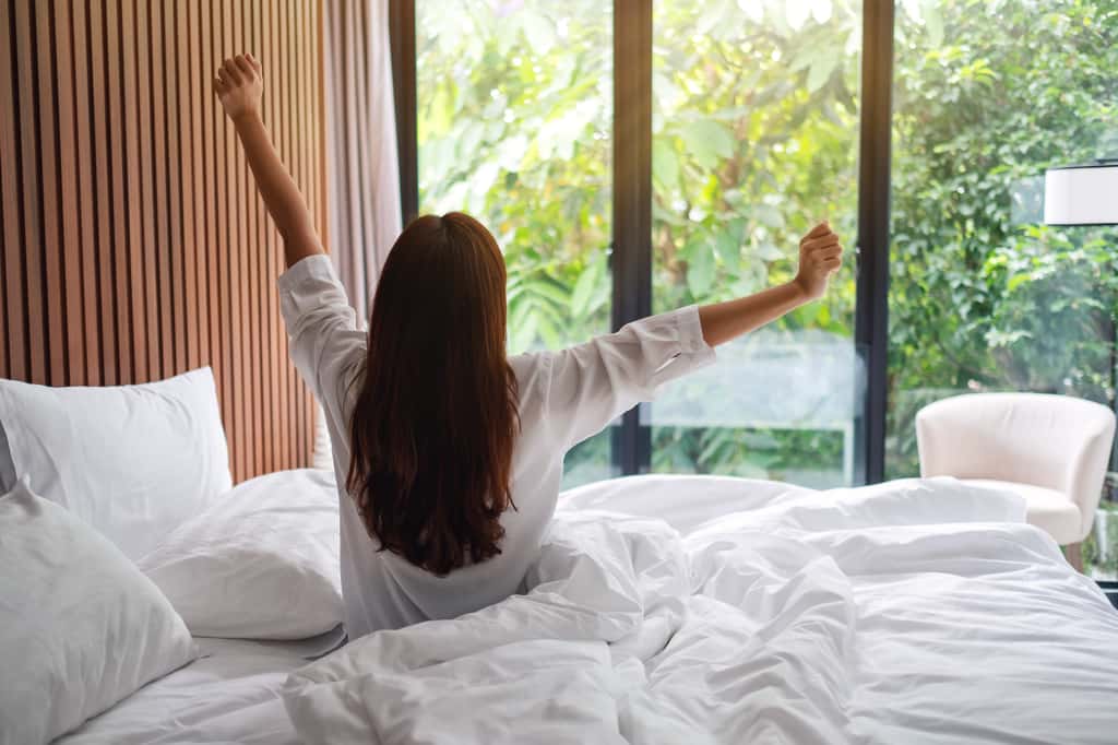 Bien dormir est essentiel, mais nous n'avons pas tous besoin du même nombre d'heures de sommeil. © Farknot Architect, Adobe Stock