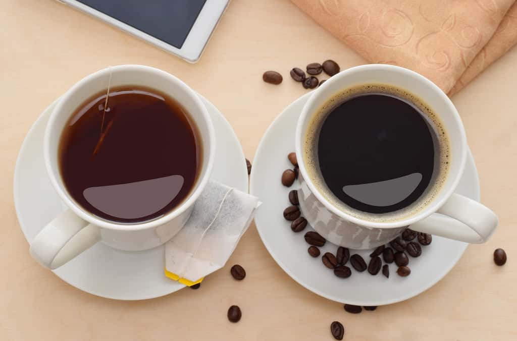 Comme le café, le thé contient de la caféine mais en moindres quantités. © igradesign, Fotolia
