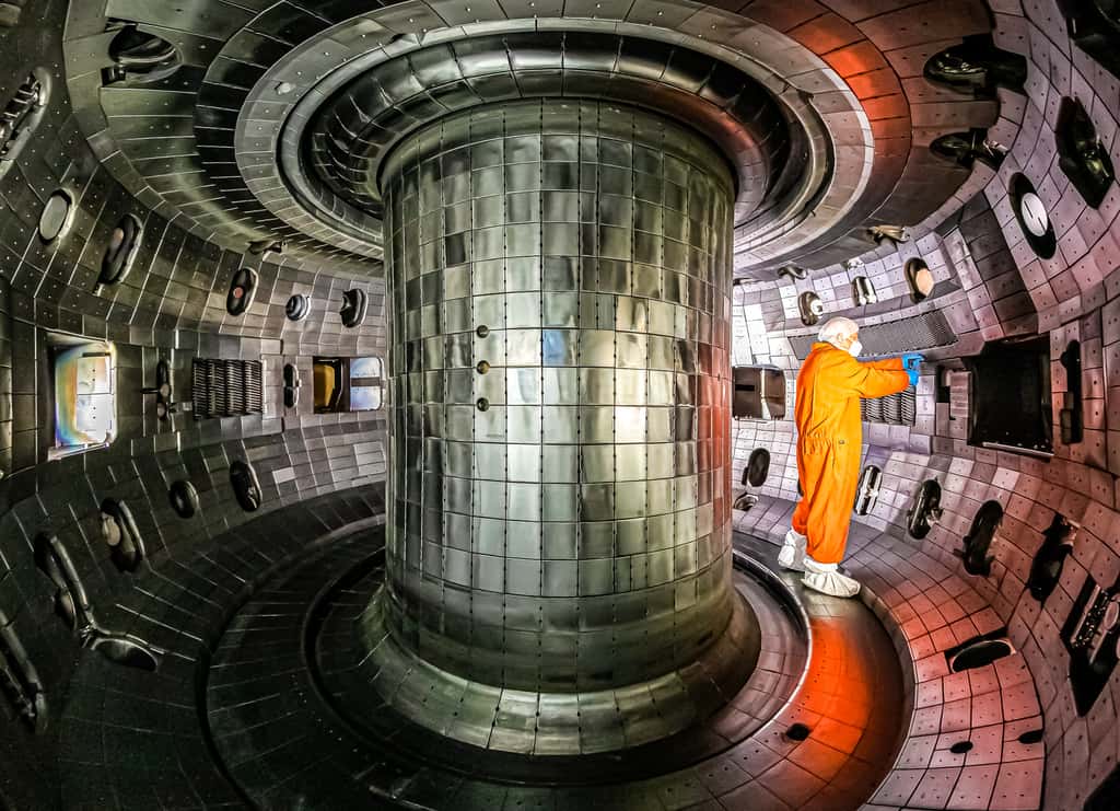 Une IA a pu contrôler la réaction de fusion dans le tokamak DIII-D pour éviter certaines instabilités dans le plasma. © General Atomics