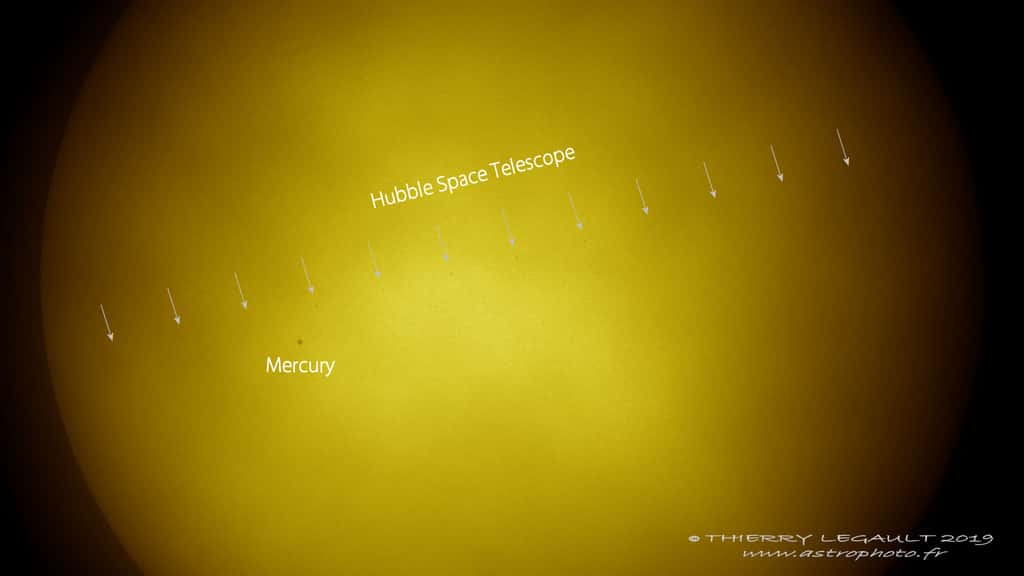Le voyage simultané de Mercure et du télescope spatial Hubble au-dessus de la région de l’Atacama au Chili. © Thierry Legault, www.astrophoto.fr