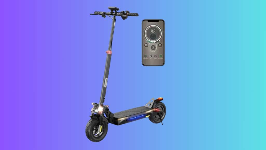 Profitez de la trottinette électrique iScooter iX4, un modèle performant à prix réduit, idéal pour vos déplacements urbains. © Cdiscount