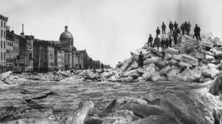  Un tsunami de glace à Montréal en 1884. © McCord Museum, Montreal