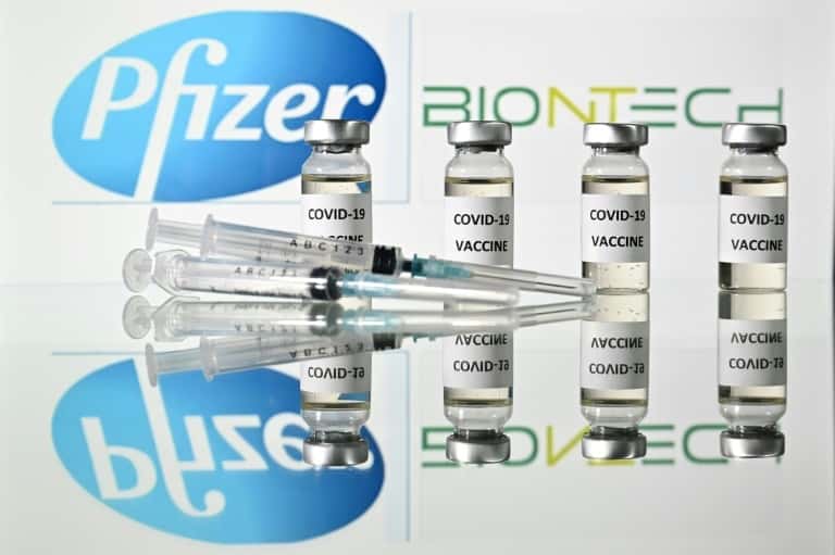 Pfizer et BioNTech se sont associées en mars dernier pour développer un vaccin contre le Covid-19. © Justin Tallis, AFP/Archives