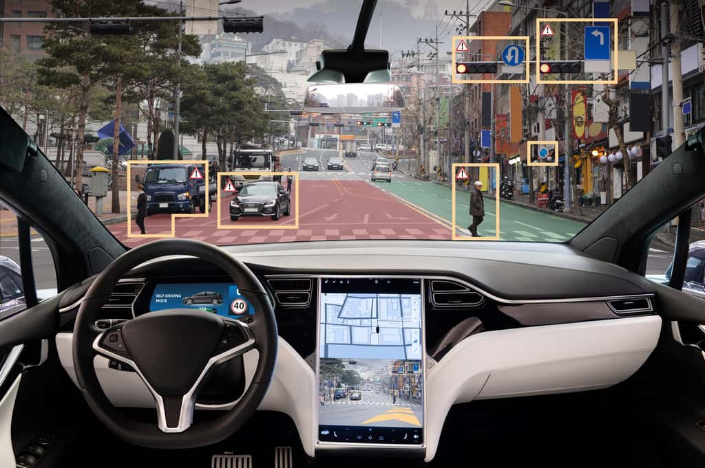 Bardées d’électronique et d’intelligence artificielle, les voitures autonomes ont pour objectif d’améliorer la sécurité des personnes, qu’il s'agisse des conducteurs ou des usagers de la route. © scharfsinn86, Adobe Stock.