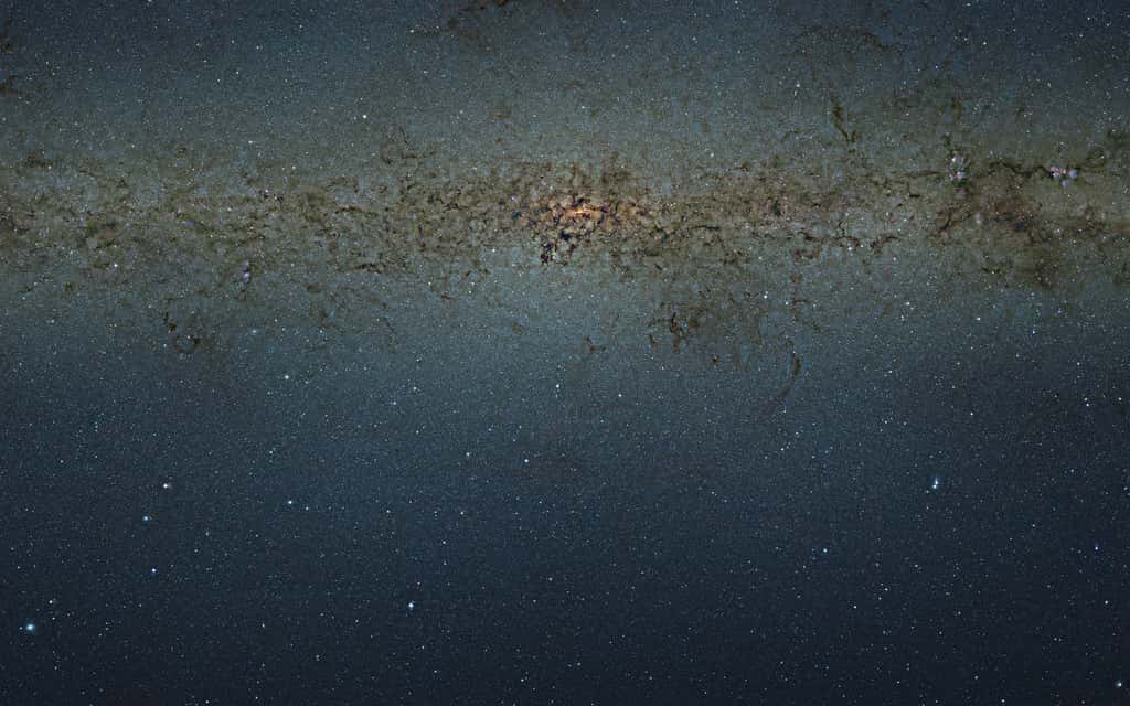 Des milliards d'étoiles au centre de la Voie lactée