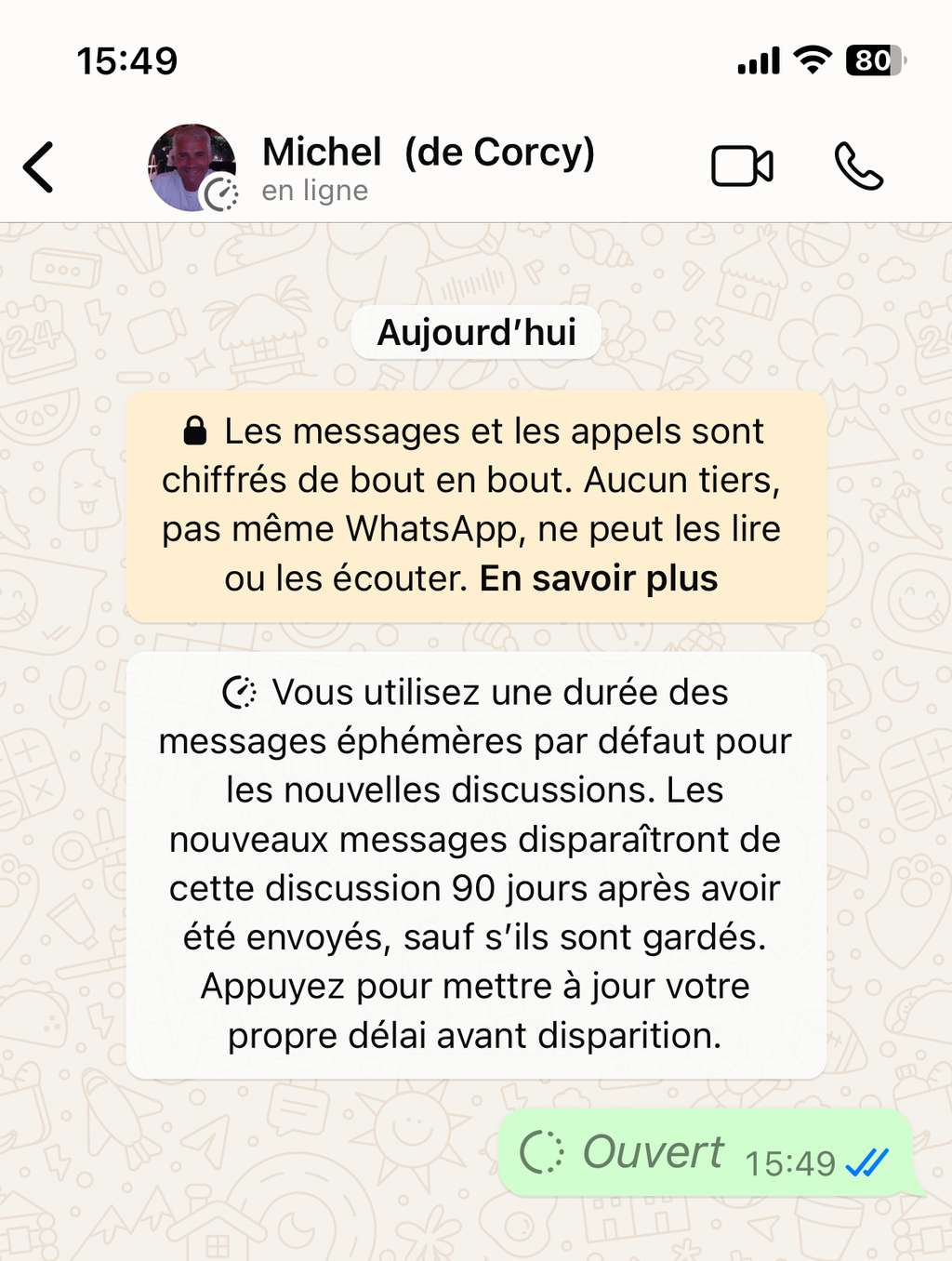 Nous sommes informés de ce que le destinataire a bien ouvert le visuel qui lui a été adressé. Dès qu'il aura fermé le message reçu, il ne pourra plus le révisionner à nouveau.  © Whatsapp