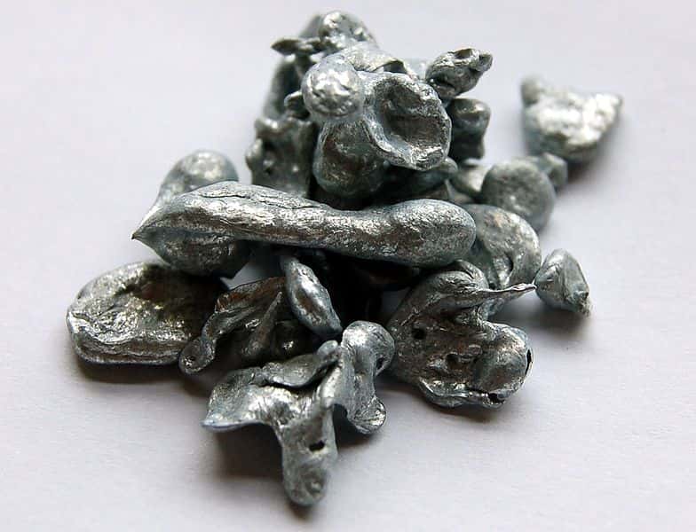 Le zinc est principalement utilisé pour protéger les aciers de la corrosion. © Ben Mills, Wikimedia Commons, DP