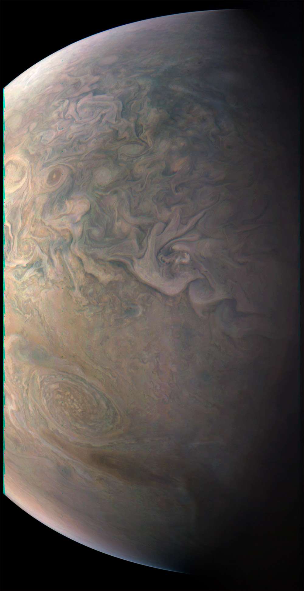 La Petite tache rouge observée par Juno. © Nasa, JPL-Caltech, SwRI, MSSS, Gerald Eichstaedt, John Rogers