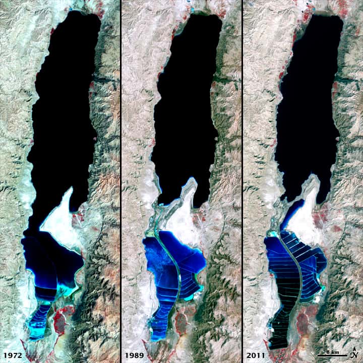 Carte satellite de l'évolution de la mer Morte, de gauche à droite : en 1972, 1989 et 2011. © <em>Nasa Earth Observatory</em>