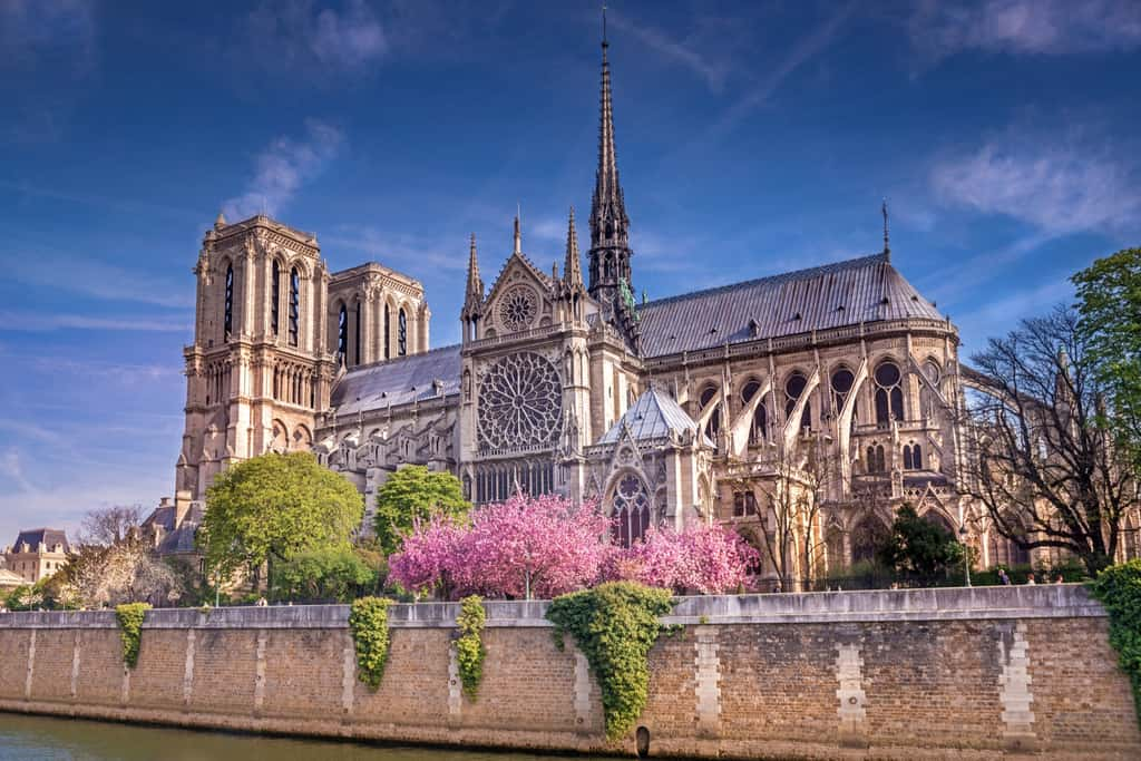 Depuis l'incendie de la cathédrale Notre-Dame, les scientifiques ont fait énormément de découvertes. © Didier Laurent, Adobe Stock