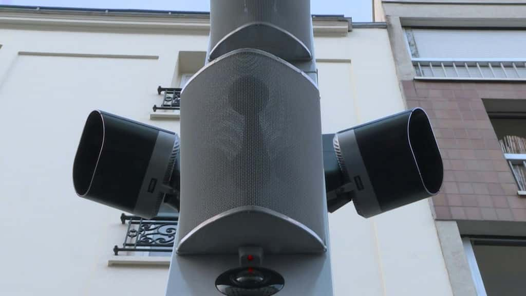 En 2022, ces radars sonores ont été testés sans constatation d'infractions, avec un niveau sonore maximal fixé à 90 décibels. © LÉO PIERRARD, AFPTV, AFP