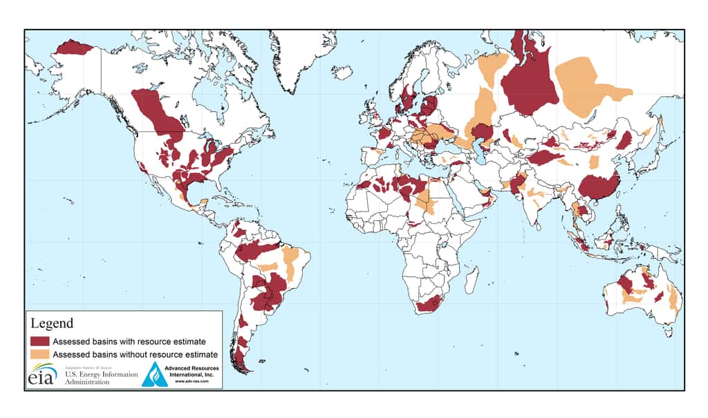 Répartition mondiale des grands bassins de gaz de schiste. En rouge, les bassins évalués avec des ressources avérées et en jaune, les bassins évalués avec des ressources supposées. En France, les réserves potentielles s’élèveraient à quelque 3.900 milliards de m<sup>3</sup>. © US Energy Information Administration, Domaine public, septembre 2015