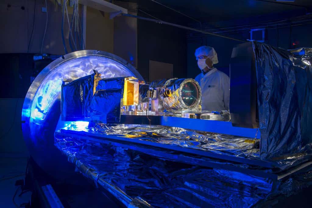 Le spectropolarimètre Spirou, avant fermeture de son enceinte cryogénique. © Sébastien Chastanet, CNRS / OMP
