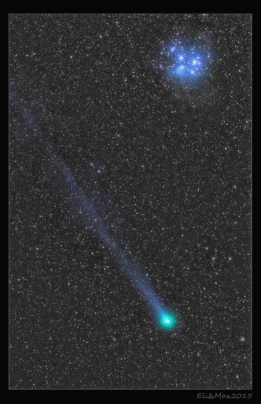 Le couple Eliza et Maximilien Teodorescu a réalisé cette image de la comète Lovejoy visitant les Pléiades, le 16 janvier 2015. © E. et M. Teodorescu