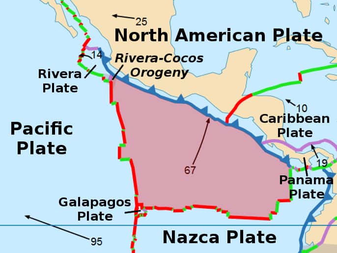 La subduction de la plaque Cocos entraîne souvent de puissants séismes qui affectent le centre du Mexique. © Alataristarion, <em>Wikimedia Commons</em>, CC by-sa 4.0 