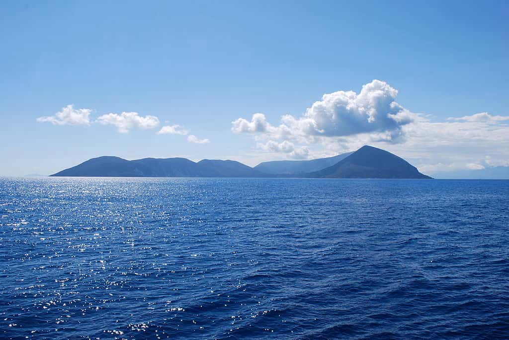 L'actuelle île d'Ithaque, au large de la Grèce. © Jean Housen, <em>Wikimedia Commons</em>, CC by-sa 3.0