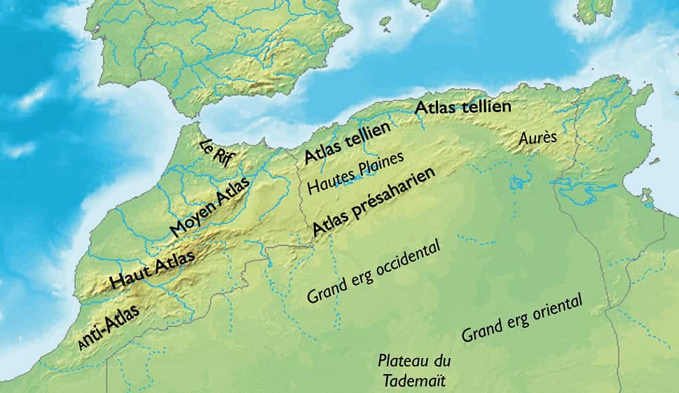 Carte présentant la géographie du Maroc et le massif du Haut-Atlas. © Pandries, <em>Wikimedia Commons</em>, CC by-sa 3.0 