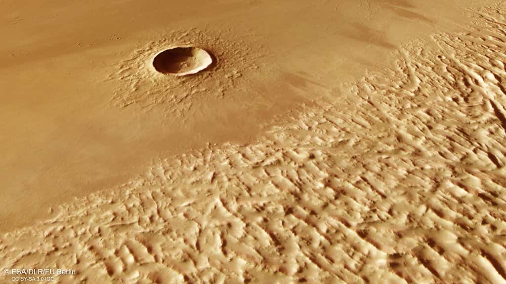 Ces nouvelles images du pied d'Olympus Mons permettent de mieux comprendre le passé de cet immense volcan © ESA/DLR/FU Berlin, cc by-sa 3.0 IGO 