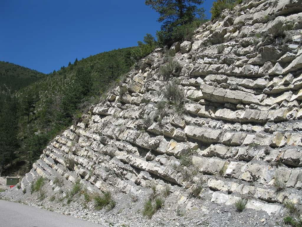 Le stratotype du Barrémien, sur la commune de Barrême. © Spiridon Ion Cepleanu, Wikimedia Commons, CC by-sa 4.0 