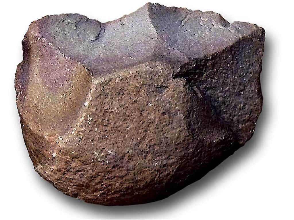 Exemple de pierre taillée rudimentaire, industrie lithique de l'Oldowan. © Locutus Borg, <em>Wikimedia Commons</em>, domaine public