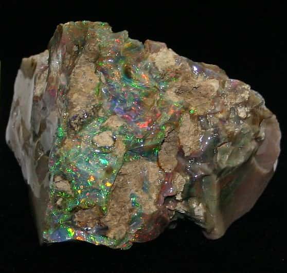 Opale amorphe. © Reno Chris, Wikimedia Commons, domaine public