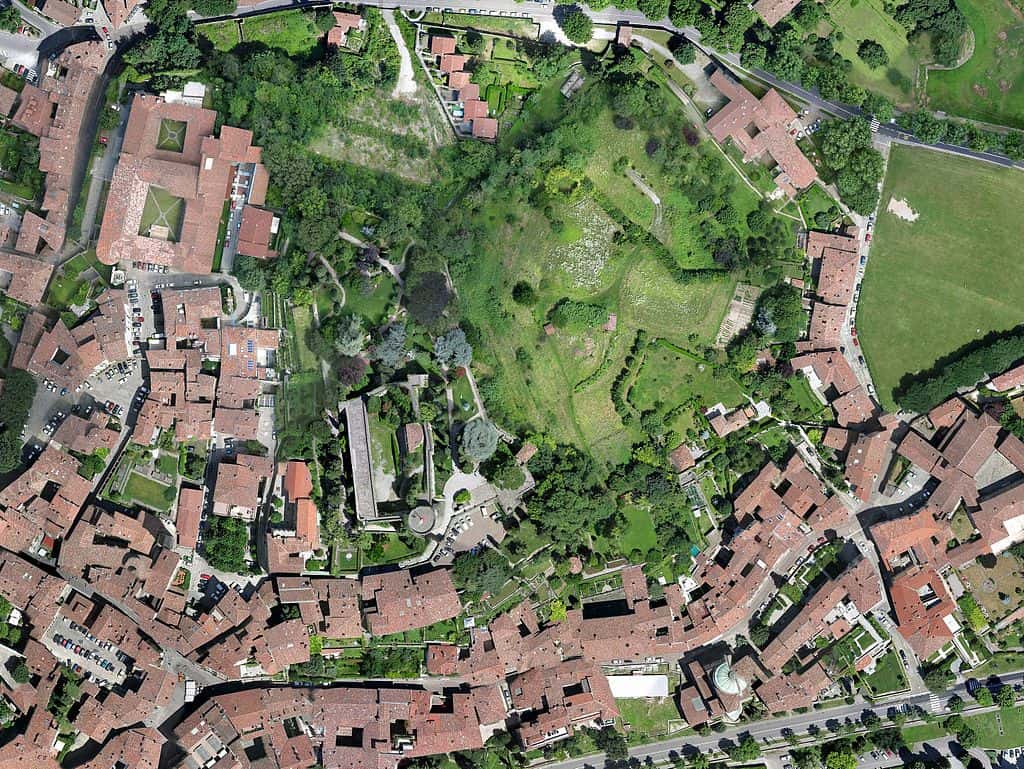 Ortho-image obtenue par prise de vue aérienne. © Francesco Quarenghi, <em>Wikimedia Commons</em>, CC by-sa 4.0