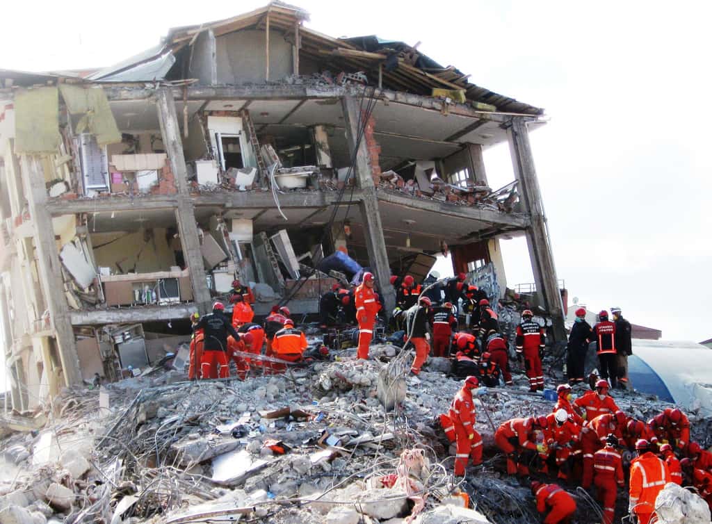 Les constructions en Turquie ne suivent malheureusement pas les normes parasismiques alors que le pays présente un aléa sismique très élevé. © <em>EU Civil Protection and Humanitarian Aid</em>, Flickr, CC by-sa 2.0