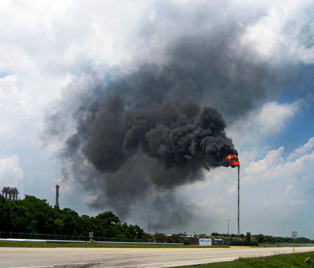 Les entreprises signataires de l'OGDC s'engagent à mettre fin au torchage du gaz, une pratique très polluante. © Jim Evans, Wikimedia Commons, CC by-sa 4.0 