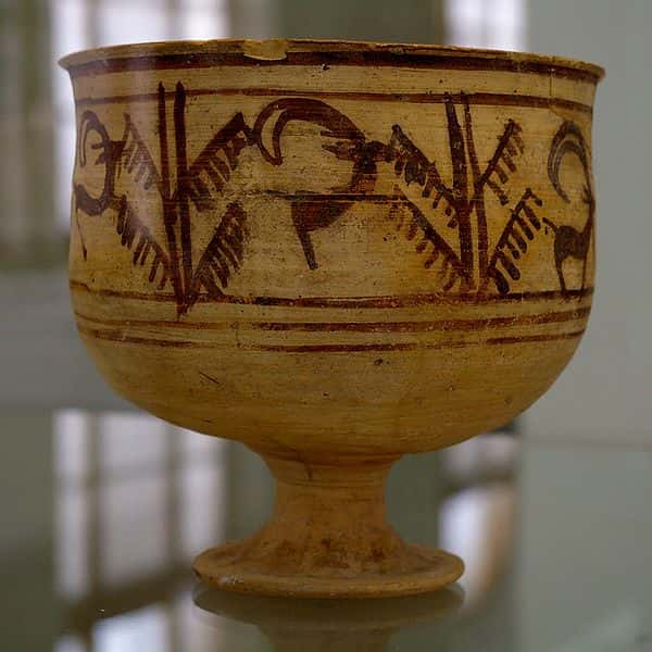 Vase datant de 5 200 ans et présentant une séquence de dessins qui donnent l'illusion que la chèvre est en train de sauter lorsque le vase est mis en rotation. © <em>National Museum of Iran</em>, Wikimedia Commons, CC BY-SA 3.0 