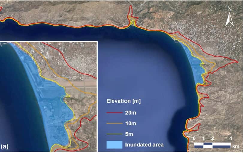Simulation des risques d'inondation sur le littoral est de la Crète à la suite de vagues de 20, 10 et 5 mètres. En bleu, la surface minimale recouverte par les eaux. © Achilleas Samaraset al., Ocean Science