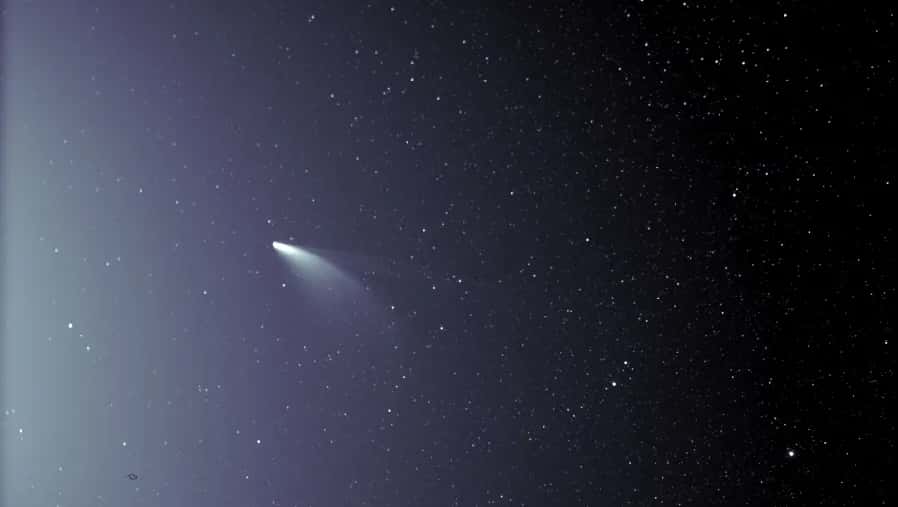 La comète Neowise photographiée en 2020 par la sonde <em>Parker Solar Probe</em>. © Nasa, John Hopkins APL
