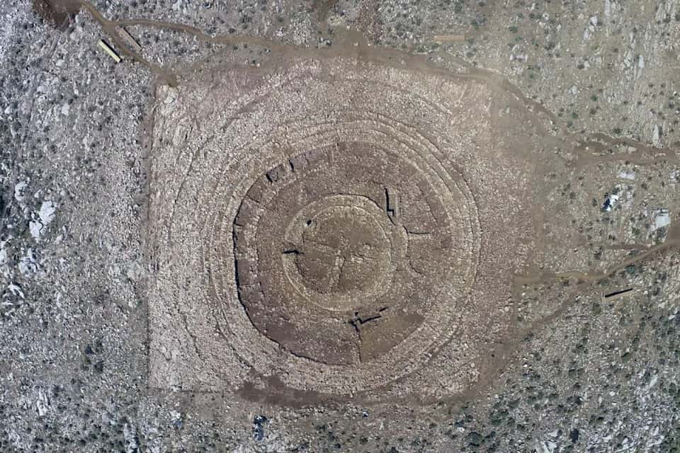 Minoan-temple-from-above