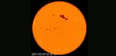 L'immense tache solaire sur la photosphère du Soleil, fin mars 2001. © Nasa, ESA, Soho